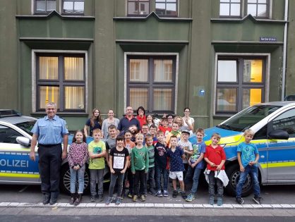 Kinderfeuerwehr der Stadt Lebach besucht die Polizei