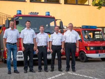 Löschbezirk Steinbach - Gesamte Löschbezirksführung im Amt bestätigt  
