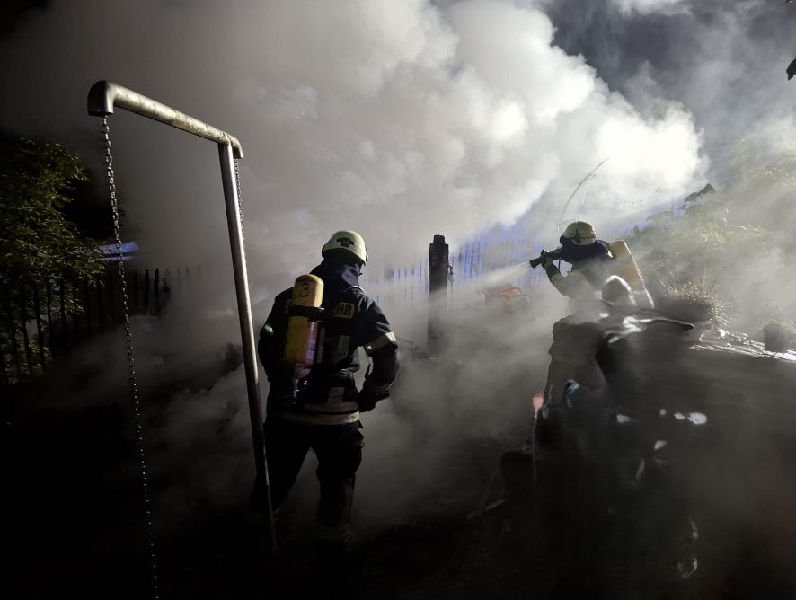 Brand 2 - Brand Gartenhaus