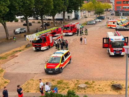 Brand im Seniorenzentrum in Lebach – Vier Personen mit Verdacht auf Rauchgasvergiftung